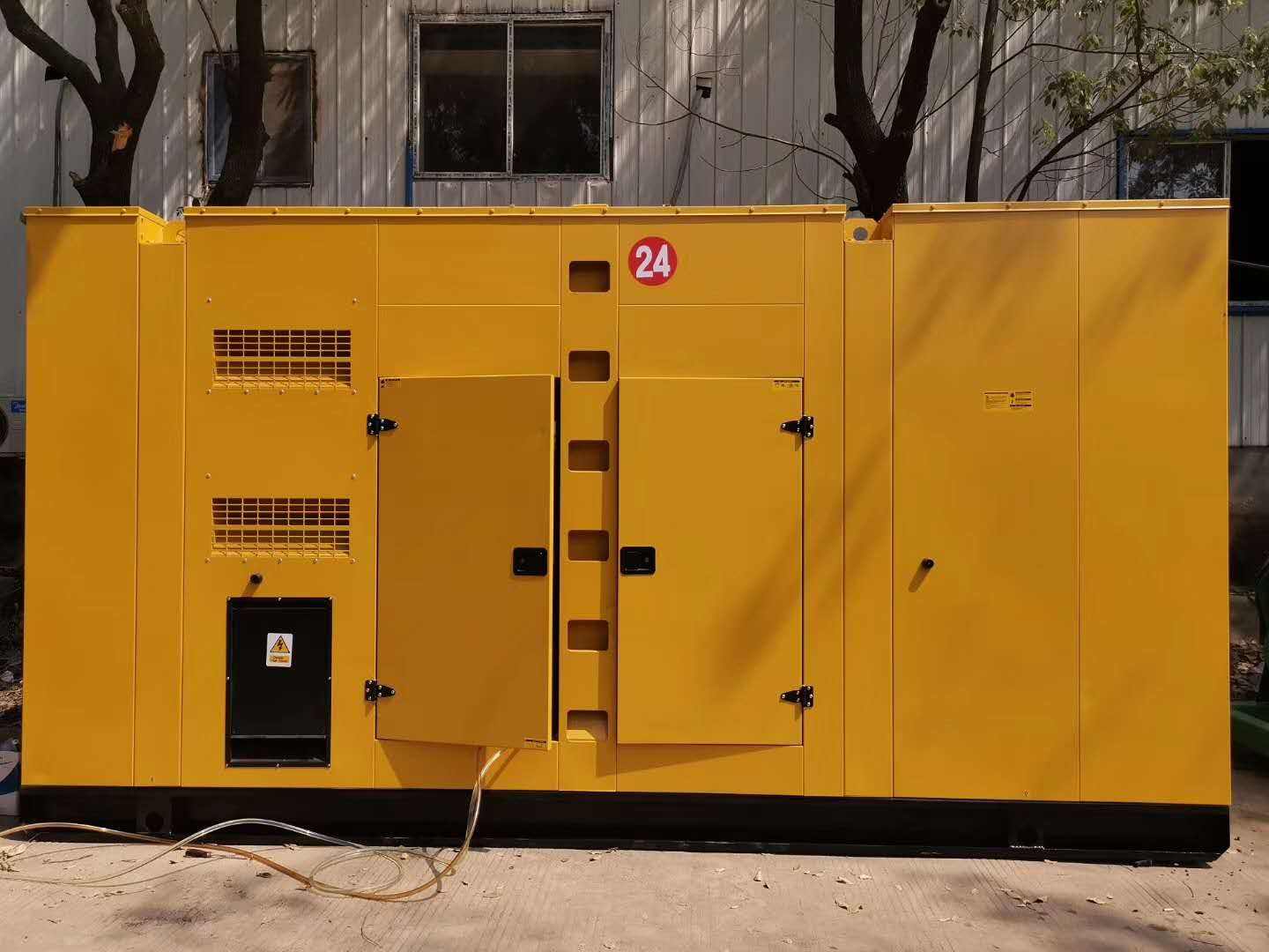 海拉尔租赁发电机-国产柴油发电机油耗的奥秘