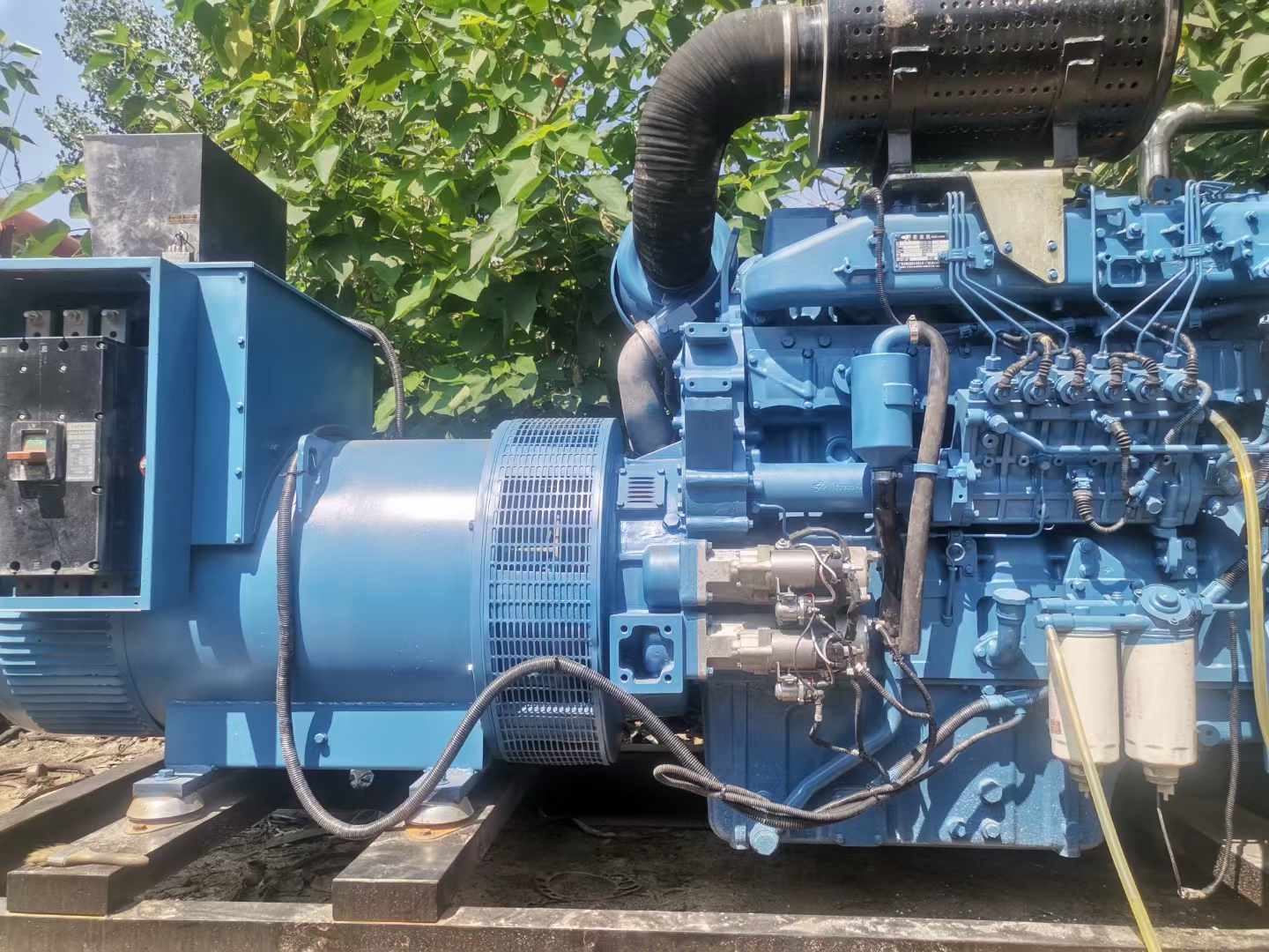 海拉尔详细说明降低 800kW 柴油发电机输出电流波动的方法